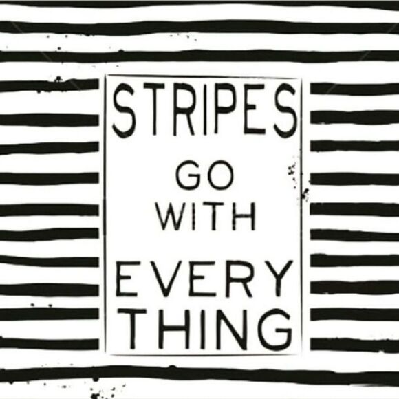 Talbots Women's Black Stripe Rayon Short Sleeve Roundneck Top - Picture 11 of 12